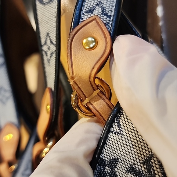 Louis Vuitton sandals - Picture 6 of 6